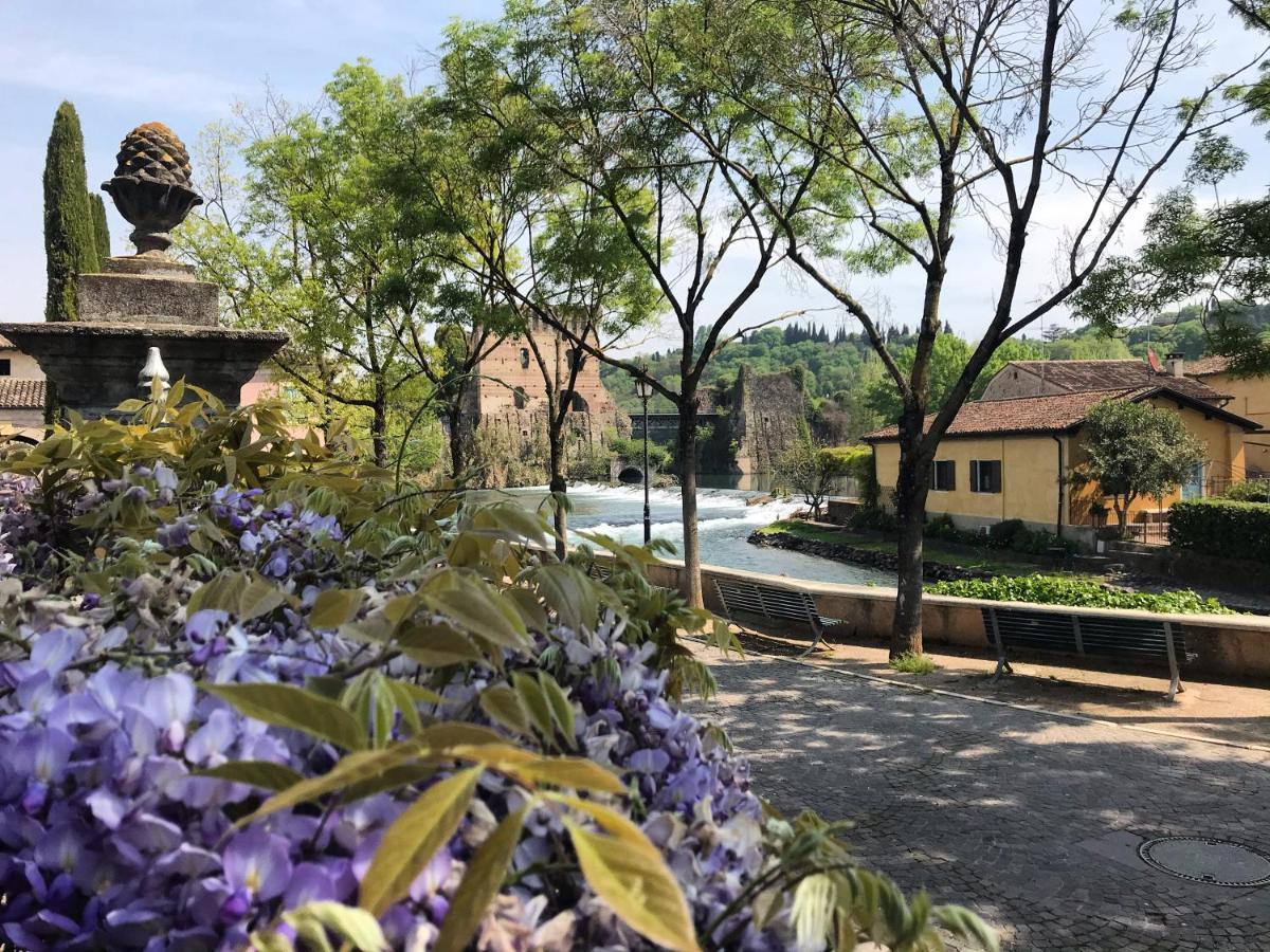 Relais Borghetto Bed & Breakfast Valeggio sul Mincio Bagian luar foto
